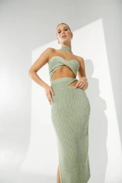 SOVERE - Pivot Reversible Shrug Knit Dress (Spearmint) 9 SOVERE - Pivot Reversible Shrug Knit Dress (Spearmint) -Faithfull The Brand || Carver™ || One Teaspoon Shop Elysian Collective SOVERE Pivot Reversible Shrug Knit Set5