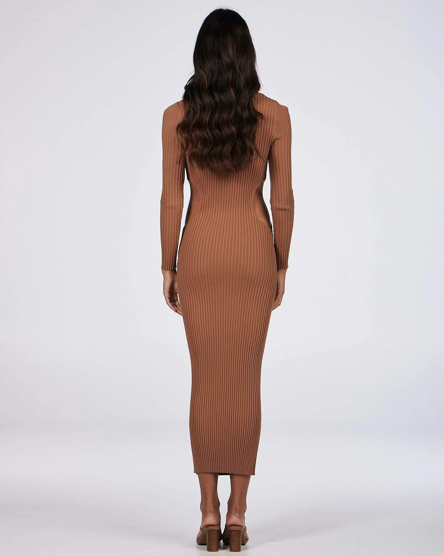CHARLIE HOLIDAY - Violet Midi Dress (Chocolate) 4 CHARLIE HOLIDAY - Violet Midi Dress (Chocolate) - Image 4