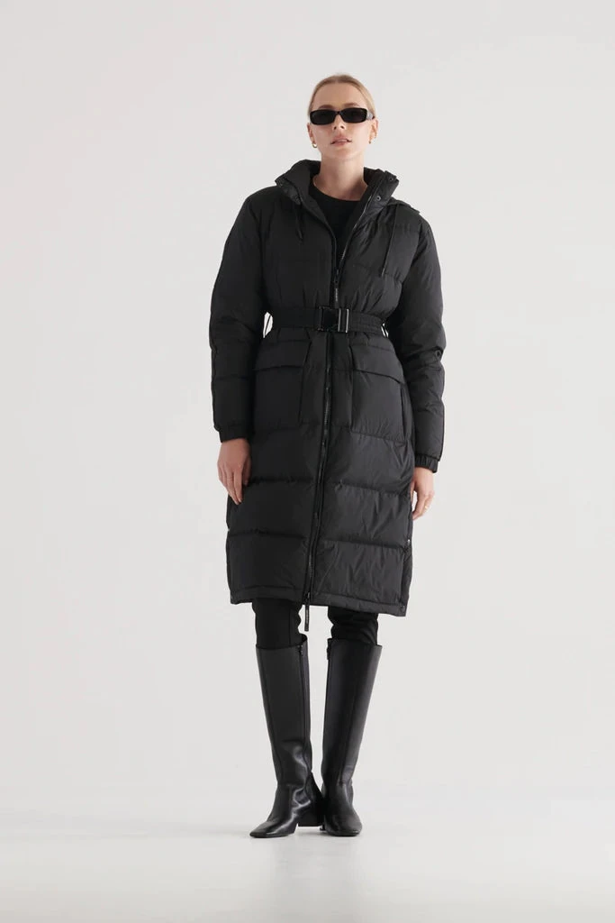 ELKA COLLECTIVE - Ava Down Jacket (Black) 1 ELKA COLLECTIVE - Ava Down Jacket (Black)