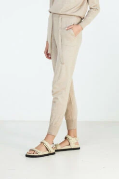 ELKA COLLECTIVE - Hotham Knit Pant (Oatmarle)