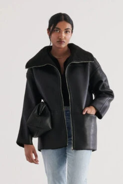 ELKA COLLECTIVE - Michaela Jacket (Black)