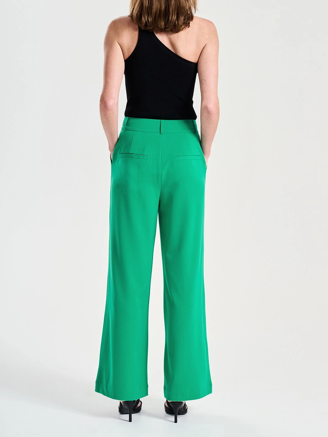 ENA PELLY - JOLIE SUITING PANT (EVERGREEN) 4 ENA PELLY - JOLIE SUITING PANT (EVERGREEN) - Image 4