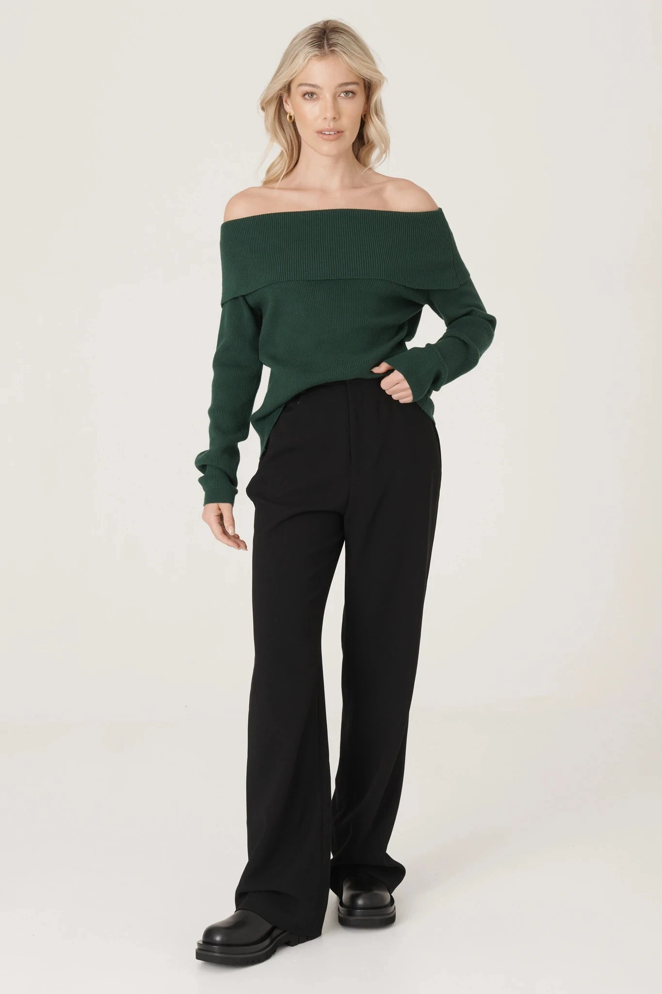 RAEF THE LABEL - Dunes Knit (Green) 1 RAEF THE LABEL - Dunes Knit (Green)