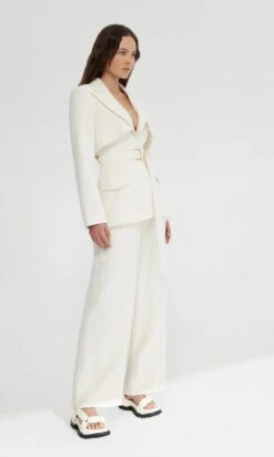 SIGNIFICANT OTHER - Lilah Blazer (Cream) 9 SIGNIFICANT OTHER - Lilah Blazer (Cream) -Faithfull The Brand || Carver™ || One Teaspoon Shop elysian collective significant other lilah blazer cream 2