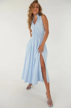 SOVERE / STUDIO - Assure Midi Dress (Ice Blue)