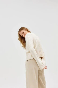 SOVERE / STUDIO - Inverse Crop Cardi (Cream) 8 SOVERE / STUDIO - Inverse Crop Cardi (Cream) -Faithfull The Brand || Carver™ || One Teaspoon Shop elysian collective sovere studio inverse cardi cream 4